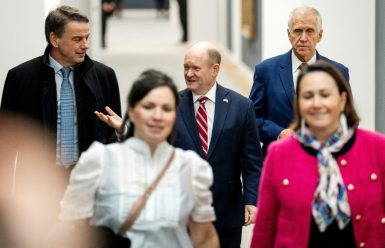 Le sénateur démocrate américain Chris Coons à son arrivée avec la délégation bipartisane du Congrès américain à Copenhague, au Danemark, le 16 janvier 2026 ( Ritzau Scanpix / Ida Marie Odgaard )