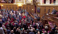Lyhanna : minute de silence au Sénat