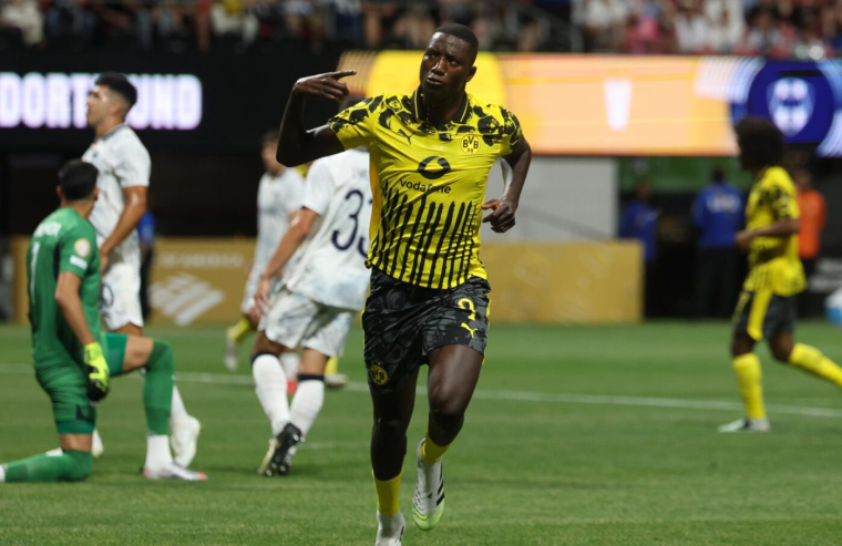 Guirassy envoie Dortmund en quarts face à un gros morceau