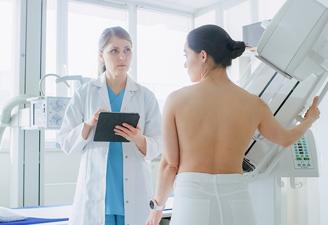 Solution logicielle d'évaluation des risques de cancer du sein, Mammorisk, le produit développé par Predilife, s'appuie sur un outil de scoring intégrant plusieurs paramètres. (crédit : Adobe Stock)