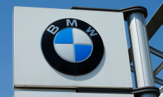 BMW: LA VOITURE ÉLECTRIQUE PÈSE SUR LA MARGE, LE TITRE BAISSE