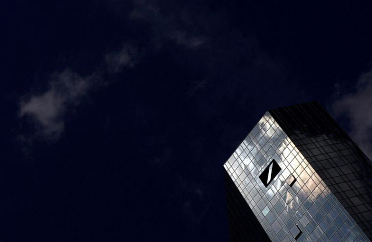 ALLEMAGNE: DES LOCAUX DEUTSCHE BANK À FRANCFORT CIBLÉS PAR DES PERQUISITIONS