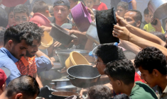 Distribution de nourriture à Gaza-ville, le 18 juin 2025 ( AFP / Omar AL-QATTAA )