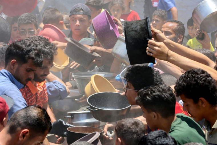 Distribution de nourriture à Gaza-ville, le 18 juin 2025 ( AFP / Omar AL-QATTAA )