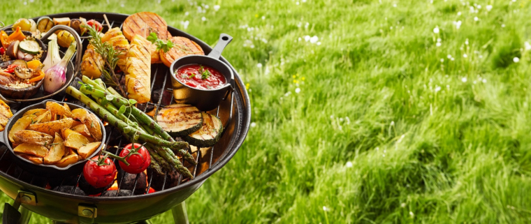 Barbecue vs Plancha : le match de l’été (Crédits photo : Shutterstock)