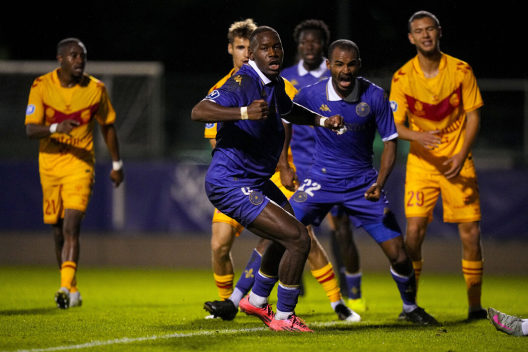 Rouen reste leader, Versailles laisse le podium à Dijon, Caen patine