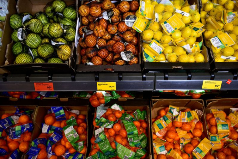 Des fruits frais en vente dans un magasin à Londres