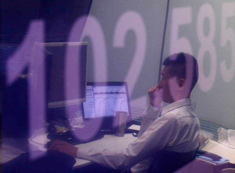 LA BOURSE DE TOKYO FINIT EN HAUSSE