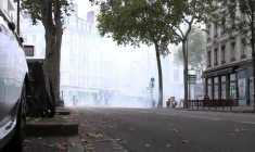 Lyon : Un cortège sauvage s'élance dans les rues, la police utilise des gaz lacrymogènes