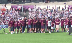 Rugby: retour triomphal à Bordeaux pour les champions d'Europe de l'UBB