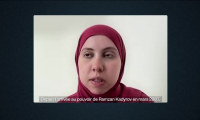 Le corps d'un ado exposé en Tchétchénie ; les difficultés des cuisines solidaires de Gaza