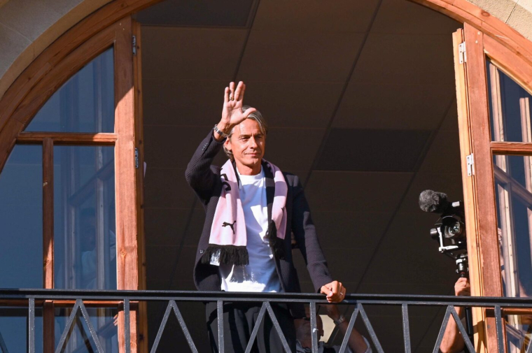 Filippo Inzaghi accueilli en rockstar à Palerme