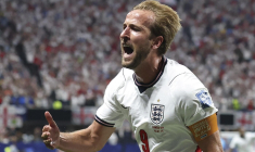 Harry Kane claque un doublé historique