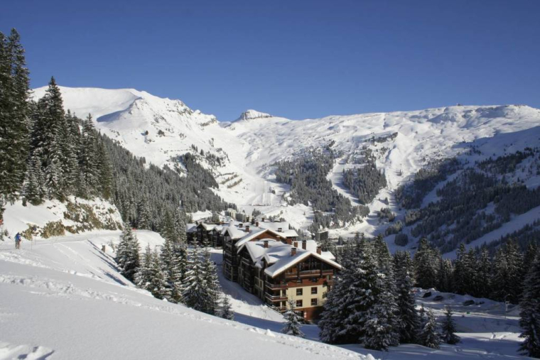 Immobilier : faut-il investir à la montagne ? / iStock.com - Downhill
