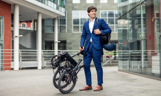 De 500 euros à 2.000 euros, les modèles de vélo électrique proposés s’adressent à tous les budgets. ( crédit photo : Shutterstock )