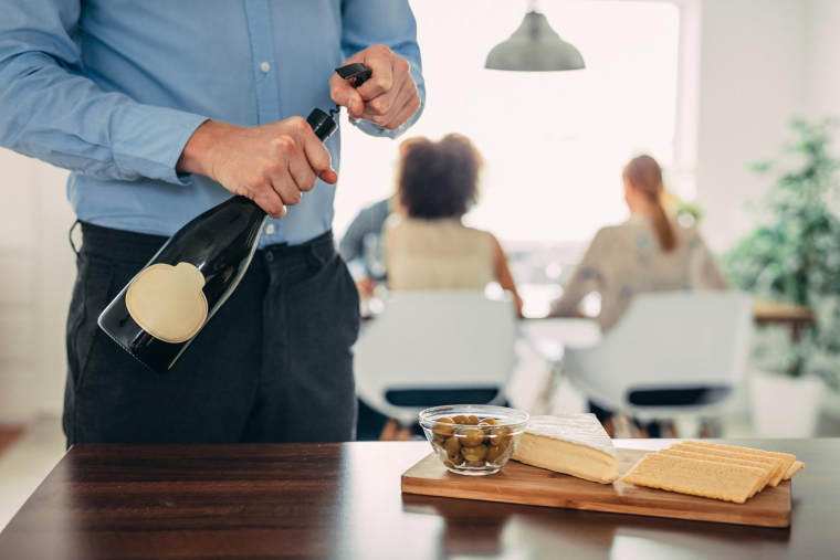 Coup de projecteur sur trois façons d’investir dans le vin sans avoir de cave crédit photo : Shutterstock