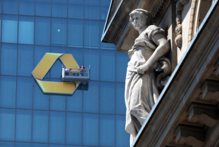 BERLIN DÉMENT FAVORISER UNE FUSION DE COMMERZBANK AVEC BNP PARIBAS