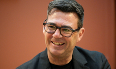 Andy Burnham lors d'une visite d'une association caritative qui vient en aide aux sans-abri, à Londres, juste avant sa nomination au poste de Premier ministre, le 20 juillet 2026 ( POOL / Christopher Furlong )