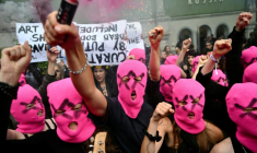 International women's movement FEMEN and Pussy Riot activists stage a protest against the participation of Russia in the Venice Biennale art show, in front of Russian pavilion on May 6, 2026 in Venice. ( AFP / Marco BERTORELLO )
