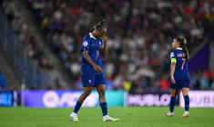 La France prend déjà la porte et quitte l'Euro