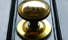 La poignée de porte d'une propriété du centre de Londres