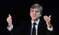 Arnaud Montebourg à Paris, le 21 octobre 2021. ( AFP / STEPHANE DE SAKUTIN )