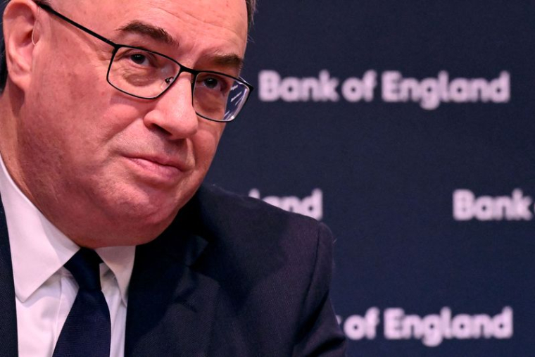 Le gouverneur de la Banque d'Angleterre Andrew Bailey lors d'une conférence de presse à Londres