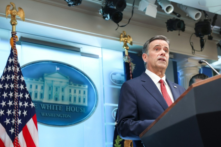 Le directeur de la CIA, John Ratcliffe, s'exprime lors d'une conférence de presse à la Maison Blanche, à Washington, le 6 avril 2026 ( GETTY IMAGES NORTH AMERICA / Anna Moneymaker )