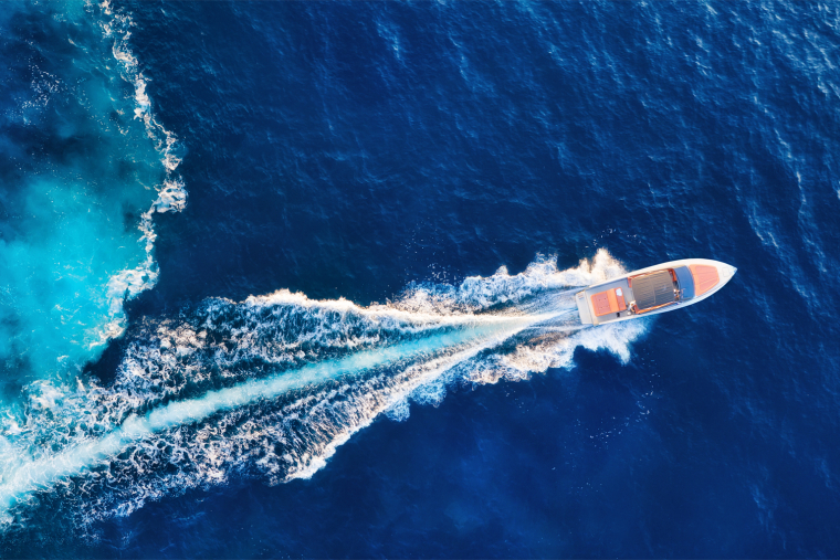 Le groupe Marriott vient d'annoncer la construction de deux nouveaux yatchs de luxe. Crédit photo : Adobe Stock