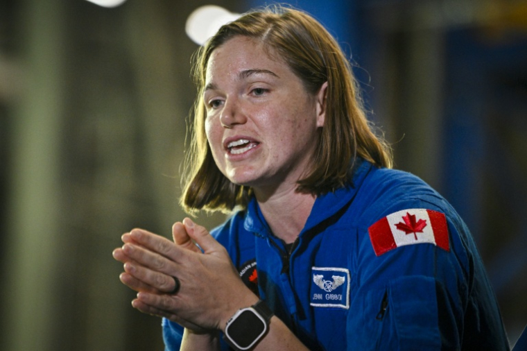 L'astronaute canadienne Jenni Gibbons au Centre spatial Kennedy en Floride, le 16 décembre 2024 ( AFP / Miguel J. Rodriguez Carrillo )