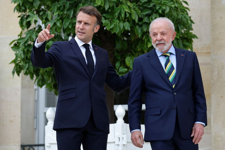 Le président brésilien Luiz Inacio Lula da Silva en visite en France