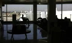 L'aéroport d'Orly, ici le 27 avril 2021, est le deuxième plus fréquenté de France après Charles-de-Gaulle, avec 33,1 millions de passagers en 2024 ( POOL / THIBAULT CAMUS )