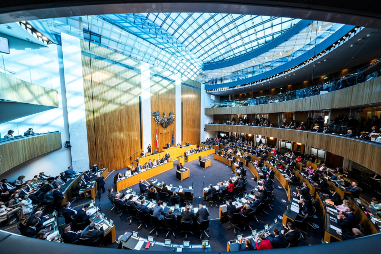 Salle plénière du Conseil national, chambre basse du Parlement autrichien (Nationalrat), à Vienne, en Autriche, le 7 mars 2025. ( APA / MAX SLOVENCIK )