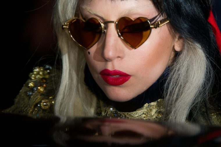 L'artiste américaine Lady Gaga lors du 64e Festival de Cannes, en France, le 11 mai 2011  ( AFP / MARTIN BUREAU )