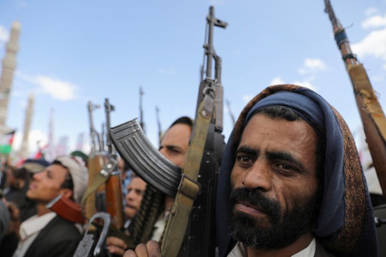 Rassemblement de manifestants en solidarité avec les Palestiniens, à Sanaa