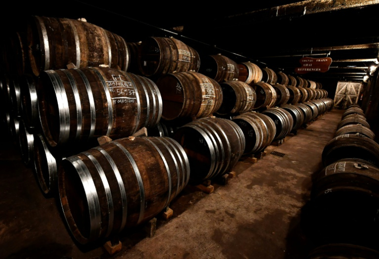 Les exportateurs francais très déçus après l'échec des négociations sur l'exemption des droits de douane sur le vin et les spiritueux ( AFP / GEORGES GOBET )