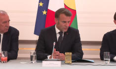 Nouvelle-Calédonie: les négociateurs de l'accord reçus à l'Elysée