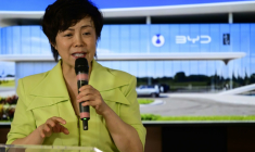 Stella Li, la dirigeante de BYD, à Rio de Janeiro, au Brésil, le 13 mars 2026. ( AFP / Pablo PORCIUNCULA )