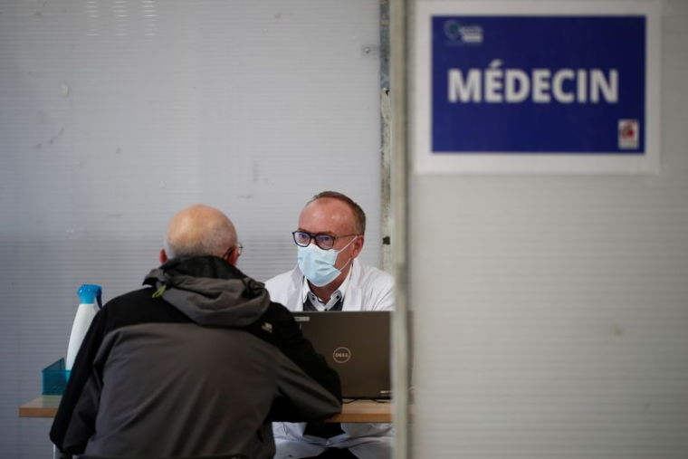 CORONAVIRUS/FRANCE: BAISSE DU NOMBRE DE PERSONNES HOSPITALISÉES EN RÉANIMATION