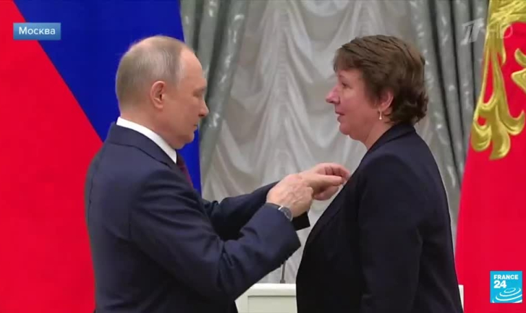 8 mars en Russie : une journée des droits des femmes sous le signe des "valeurs traditionnelles"