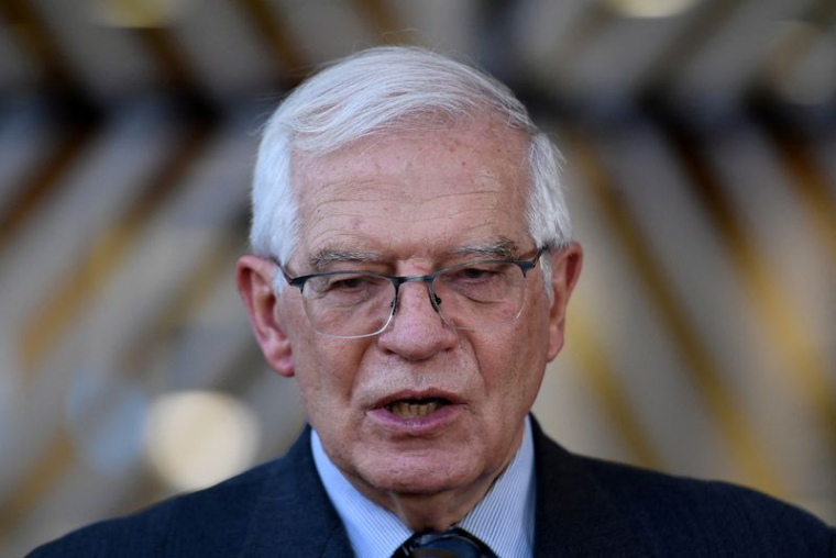 LES NOUVELLES SANCTIONS DE L'UE VONT VISER LE PÉTROLE RUSSE ET PLUS DE BANQUES