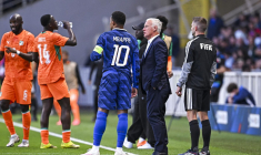 Didier Deschamps monte au créneau pour défendre Kylian Mbappé