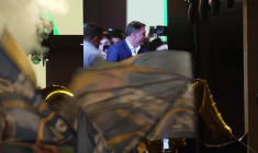 Brésil: en difficulté, Flavio Bolsonaro se lance dans la course présidentielle