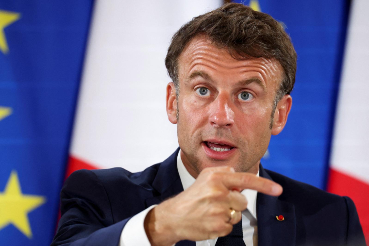 Emmanuel Macron à Paris le 19 juin. ( POOL / STEPHANIE LECOCQ )