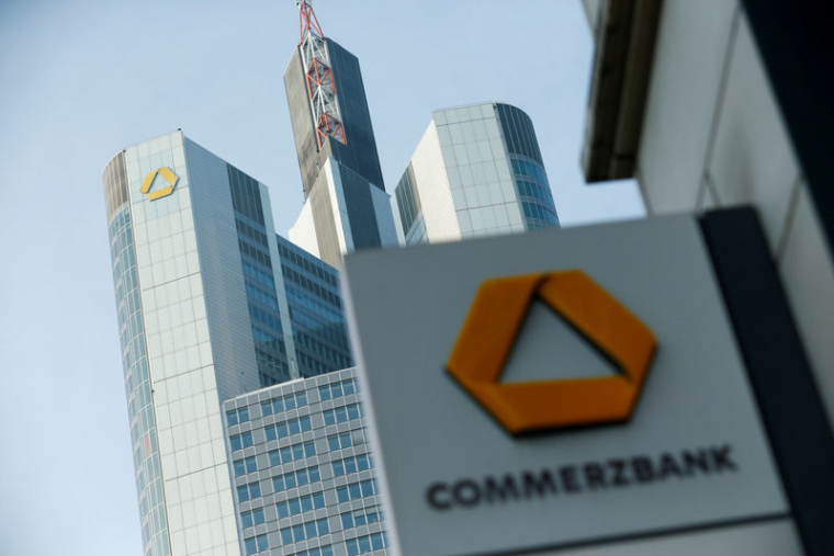 COMMERZBANK: BÉNÉFICE DU 2E TRIMESTRE INCHANGÉ, OBJECTIF 2019 "AMBITIEUX"
