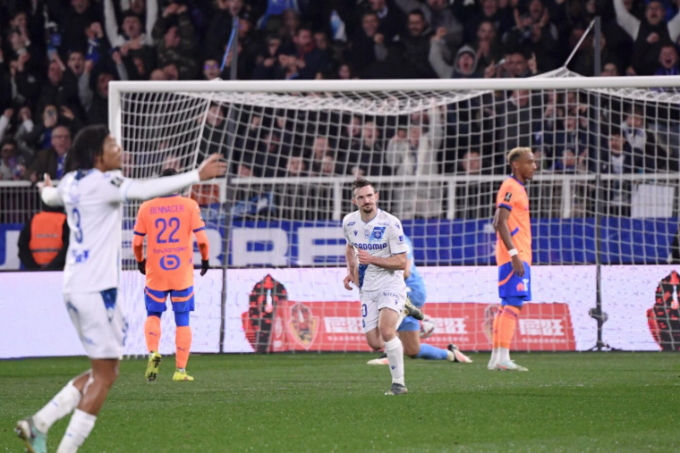 Auxerre coule l’OM