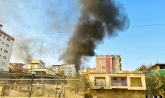 La fumée d'explosions au-dessus de Kaboul le 15 octobre 2025 ( AFP / - )