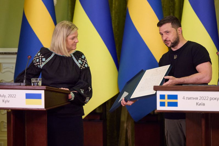 L'UKRAINE EN DISCUSSIONS AVEC LA TURQUIE, L'ONU SUR LES EXPORTATIONS DE CÉRÉALES, SELON ZELENSKY