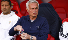 José Mourinho balaye la rumeur qui l'envoie au Real Madrid