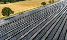 Installation agrivoltaïque à Wadersloh (ouest), juillet 2026 ( AFP / Ina FASSBENDER )